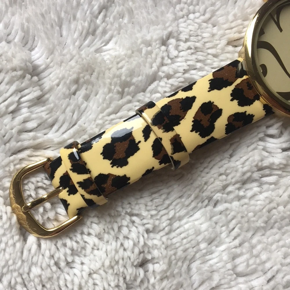 🐆Betsey Johnson EUC Large Floating Numbers Watch Animal Print🐆